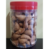 CNY HALAL BISKUT COOKIES PEANUT PUFF 花生角