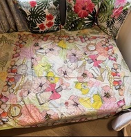 Kiss Me Doll 花卉絲巾