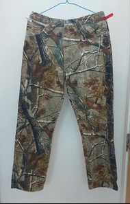 Vintage Wrangler PRO GEAR  Camo Jeans  for both Men  &  Women