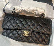 (Sold)New 22S Chanel classic flap CF 25cm 黑金 牛black ghw