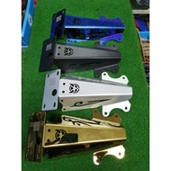 Dynopro Rear Fender Bracket Y16