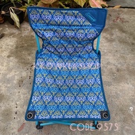 สินค้าพร้อมส่ง เก้าอี้แคมป์ปิ้งลายไทย ทรางเตี้ย เก้าอี้สนาม COLEMAN FUNCHAIR (FOLIAGE/BLUE)