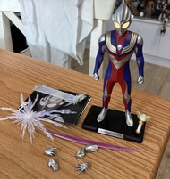 Alphamax 絕動究體 超人迪加 Ultraman Tiga 1/12