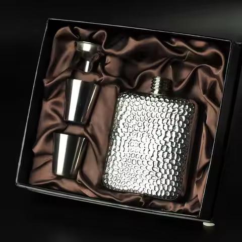 1 pc Portable Stainless Steel The Volcano Grain Style Hip Flask 6 Ounces Outdoor Hip Flask For Gentl