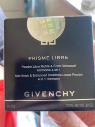 Givenchy  四色蜜粉
