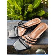 CLASSIC WOMEN'S HEELS