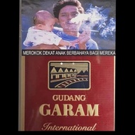 bungkus rokok bekas, bungkus gudang garam,untuk handicraft,ornamen dll