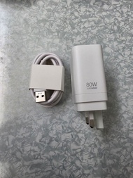 OPPO 80W SuperVOOC 充電器連線及手寫筆保護套