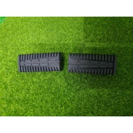 HLY (5LL-F7413-00) LC135 V1 V2 V3 V4 V5 V6 V7 V8 4S / Lagenda FI COVER FOOTREST RUBBER PEMINJAK KAKI