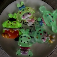 (Yunita) Glow IN THE DARK RESIN SANRIO GLOW IN THE DARK DAYAK SANRIO