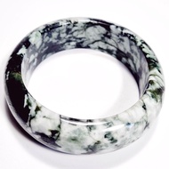 (J40) กำไลหยกหน้ากว้าง กำไลหยก พม่าแท้ Jadeite Type A ขนาด Size 62.4 mm. หยกแท้ 100%
