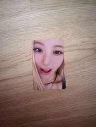 日巡  le sserafim Yunjin 許允真 小卡