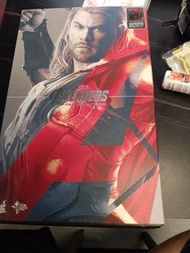 雷神hottoys