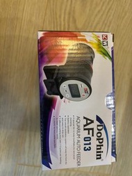 魚缸自動餵食器