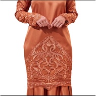 LYC Heera Kurung Moden(Colour navy blue)