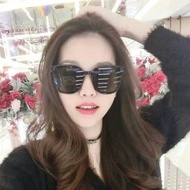 HITAM Retro Women's Sunglasses - Stylish Sunglasses