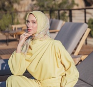 Segiempat buttonscarves/jilbab buttonscarves/buttonscarves kw/buttonscarves Champs series