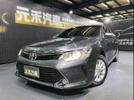 正2016年出廠 Toyota Camry 2.0 豪華版 汽油 銀河灰 實跑5萬公里保證！