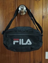 二手 fila 休閒側背包 黑色 喜歡歡迎詢問喔