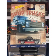 Hot Wheels '83 Chevy Silverado Chevy Silverado/ Silverado EV RST/