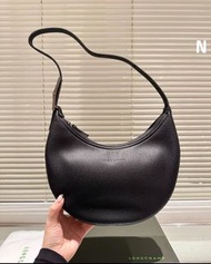 LONGCHAMP 瓏驤 Roseau Essential Hobo 月牙碗豆包 牛皮