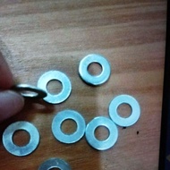 M4 GALVANIZED PLATERing 100 PCS 4mm