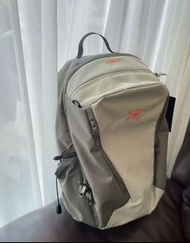Arcteryx 始祖鳥 雙肩包耐磨背包 旅行包26L