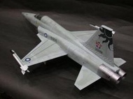 重裝師模型屋  F-5E   1/32  代工完成品