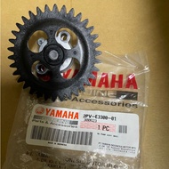 ORIGINAL YAMAHA SNIPER150 Y15 V1 V2 MXKING OIL PUMP ASSY IDLE GEAR / OIL PUMP (2PV-E3300-01)
