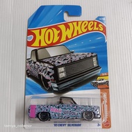 Hot Wheels '83 Chevy Silverado