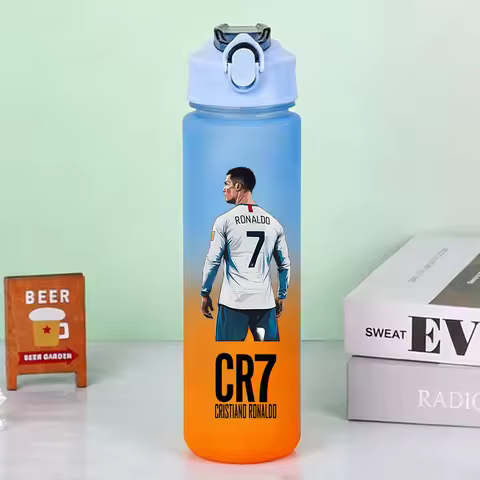 750ml CR7 Sports Water Bottles Anime Football Star Ronaldos Frosted Bottle Outdoor Travel Gym Fitnes