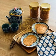 （300g）Ipoh Golden Brand Home Make Crispy Chicken Biscuit 怡保金牌手工薄脆鸡仔饼