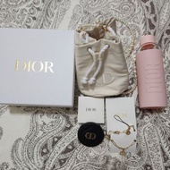 Dior 送禮自用實用禮盒套裝 珍珠白帆布索繩珠珠鏈袋 粉紅玻璃水樽 皮革化妝鏡 手機繩
