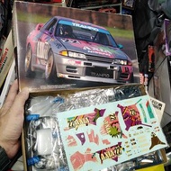 AXIA NISSAN SKYLINE GTR R32 1/24 FUJIMI