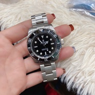 นาฬิกาข้อมือ Rolex Submariner no date