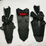 Y152R REAR FENDER MUDGUARD BELAKANG