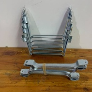 GANTUNGAN Galvanized BOX GUTTER HANGERS / CLAMPS / GUTTER CLAMPS / GUTTER BRACKET