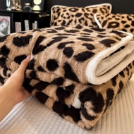 Premium Rabbit Fur Blanket – Warm & Luxurious – Size 2×2.3m, Weight 2.3kg, 7 Color Options