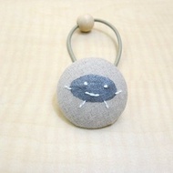 手感布包釦髮束 - 石頭人