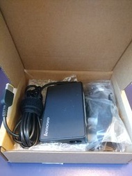 Lenovo 聯想 Ultra Slim 超薄 AC adapter 65W (20V 3.25A) 99%新