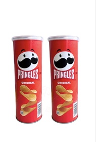品客薯片一筒$11