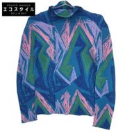 MI/Issey Miyake MI81FJ211 เสื้อแขนยาวคอสูงพิมพ์ลายหลากสีทั้งตัว