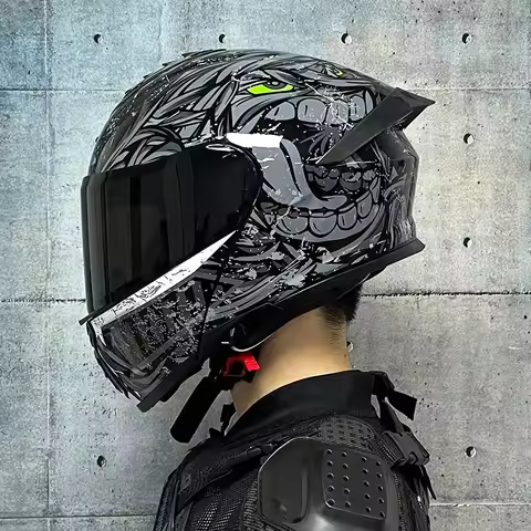 Motorcycle helmet, double lens helmet, big tail, motorcycle racing helmet, running helmet, men and w