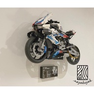 Wall Mount for Lego Technic BMW M 1000 RR (42130) - Horizontal