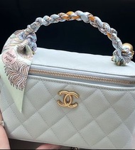 Chanel Chanel  荔枝皮 心形調節扣 長盒子 24P Long Vanity