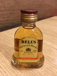 早期 BELL’S Extra Special  紅蓋威士忌酒版