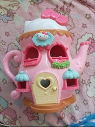 Hello kitty. 玩具