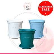 CLEARANCE Plastic Planter Pot Indoor Modern Decorative Plastic Plants Pots With Drainage Hole & Tray