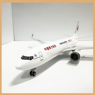 ของขวัญโมเดลเครื่องบิน 737MAX พร้อมไฟและล้อ