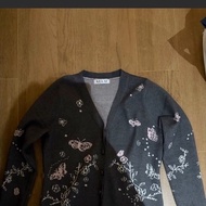 Preloved kukai sweater